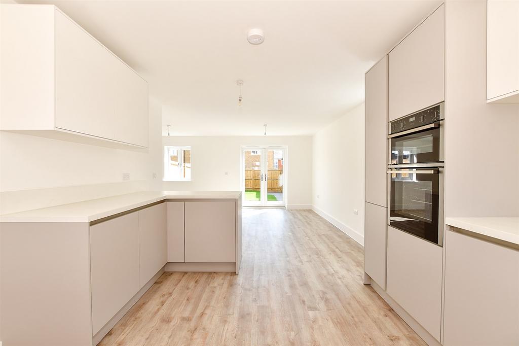 Kitchen/Lounge