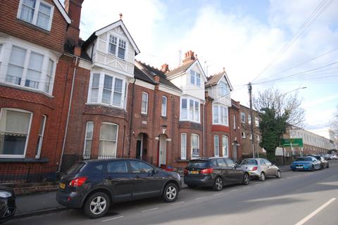 3 bedroom flat to rent, 6 Dale Street,  Leamington Spa, CV32