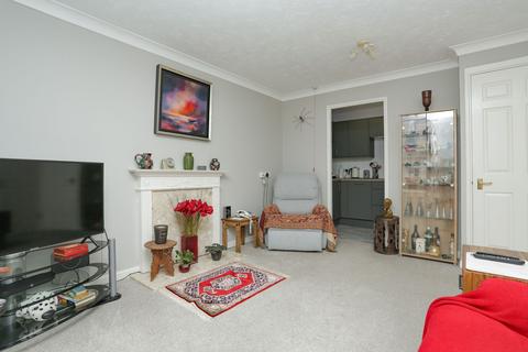 2 bedroom flat for sale, Stour Street, Canterbury, CT1