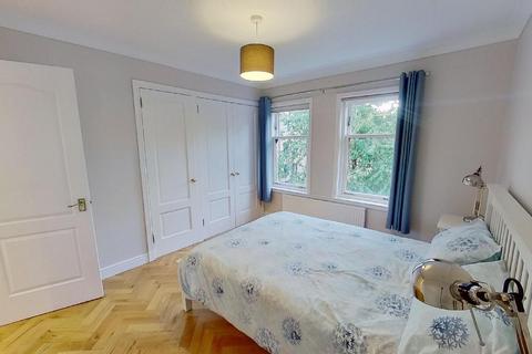 2 bedroom flat to rent - Hughenden Gardens, Glasgow, G12