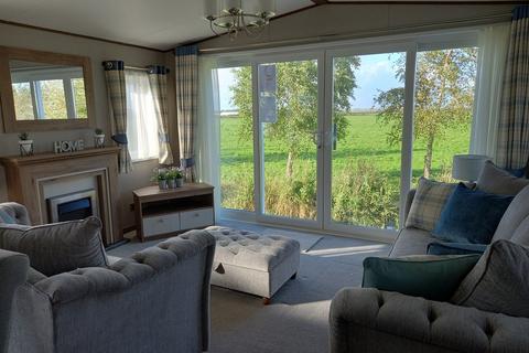 2 bedroom lodge for sale, Pilling Lancashire