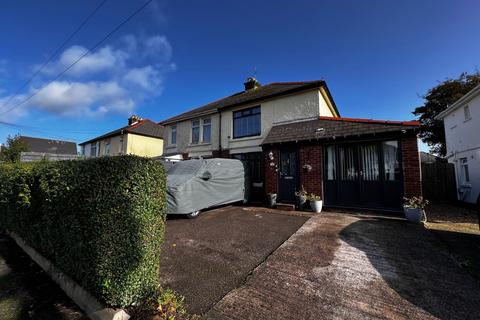 3 bedroom semi-detached house for sale - Colcot Road, Barry, CF62