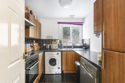 1 bedroom apartment to rent, Rainhill Way, London, E3