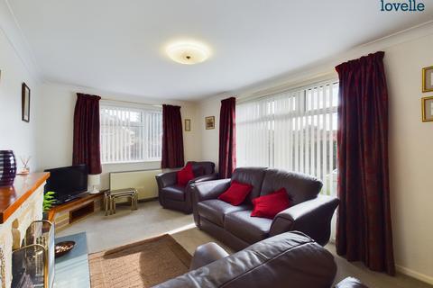 2 bedroom semi-detached bungalow for sale, Salters Cottages, Ludford, LN8