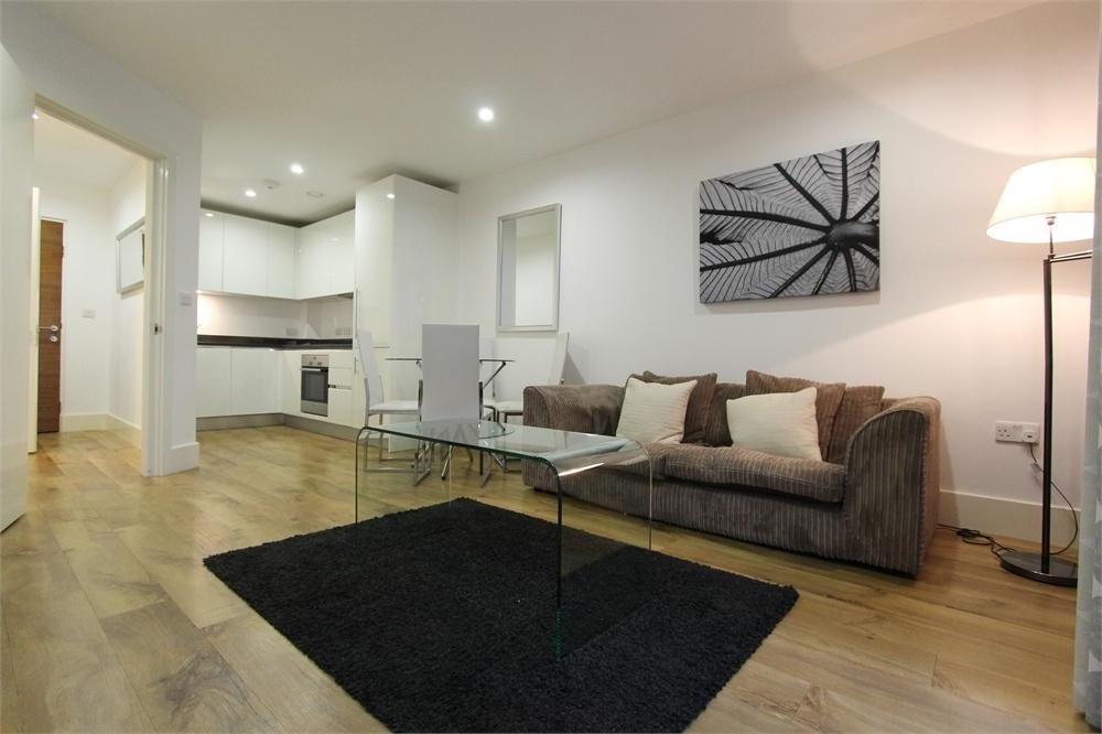 Major Draper Street, London SE18 1 bed apartment - £345,000