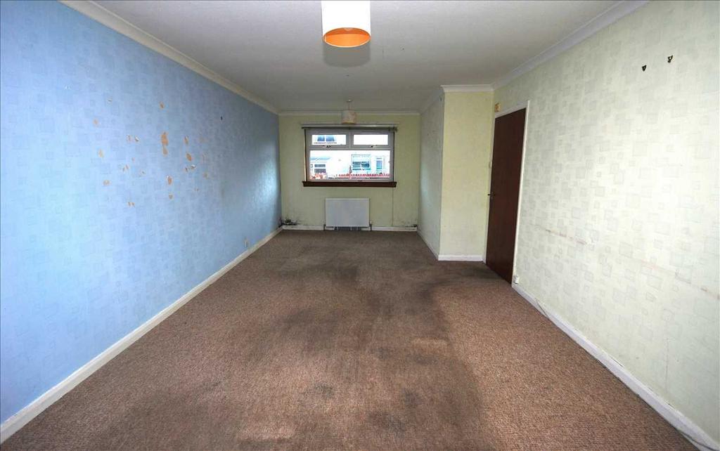 Eglinton Square, Ardrossan 3 bed terraced house for sale £78,000