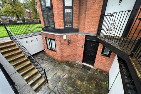 2 bedroom flat for sale, Abbey Grove, Eccles, M30