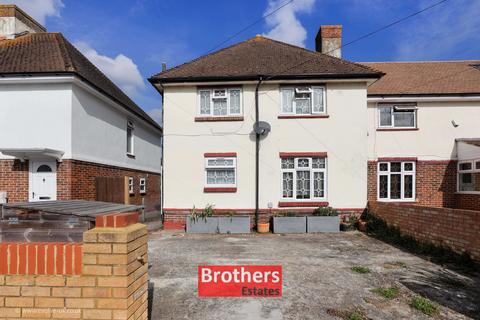 Viola Avenue, Staines-upon-Thames TW19