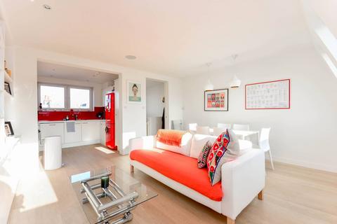 1 bedroom flat for sale - Mirabel Road, Fulham, London, SW6