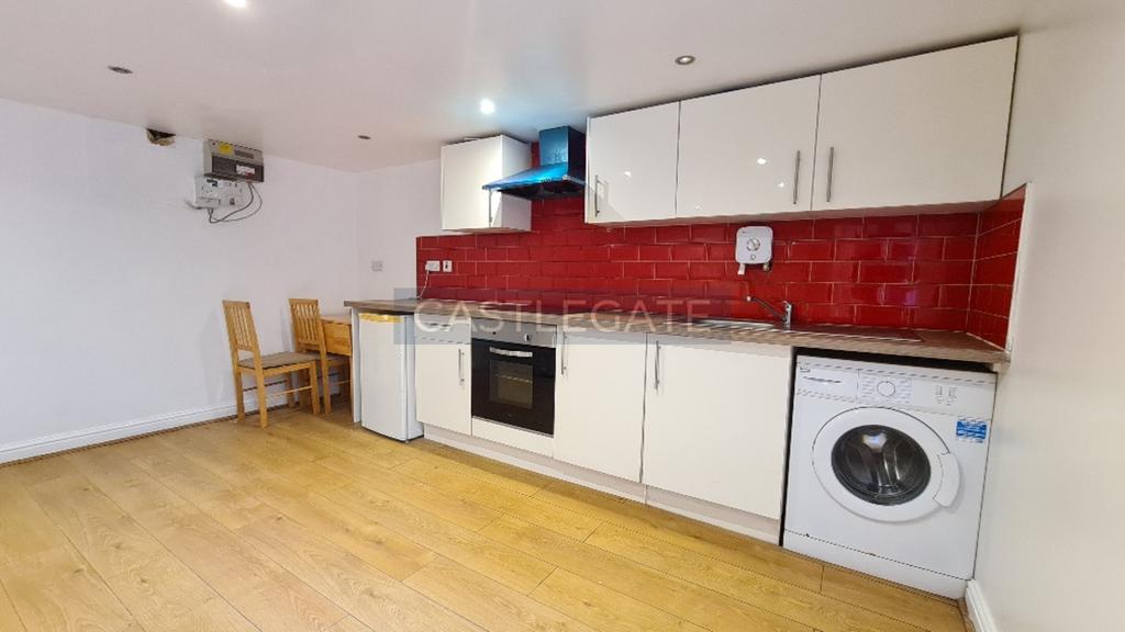 28 A Church Street, Crosland Moor, Huddersfield, We