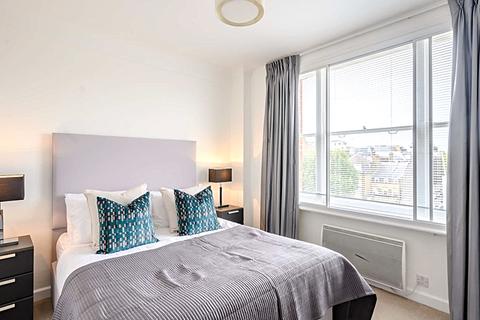 2 bedroom apartment to rent, Two Bedroom Apartment  To Let  Hill Street  Mayfair  W1