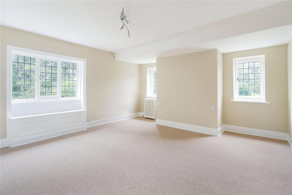 Prinicpal Bedroom