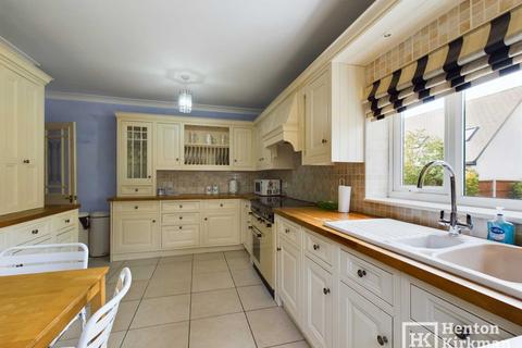 45 Brightside, Billericay, CM12 0LJ