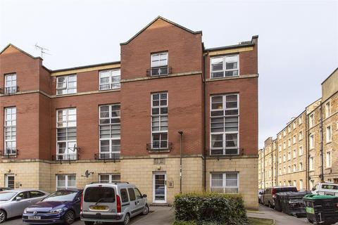 2 bedroom flat to rent, Elbe Street, Leith, Edinburgh, EH6