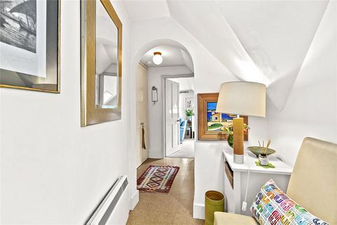 undefined, Kew Road, Richmond, TW9