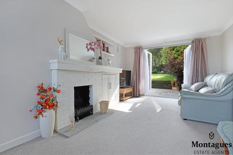 73 Coronation Hill, Epping, CM16 5DU