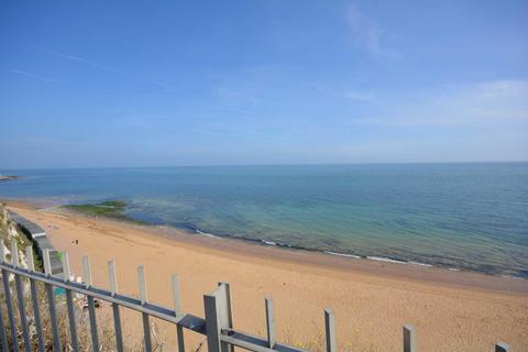 2 bedroom flat for sale - Cheviot Court, Broadstairs