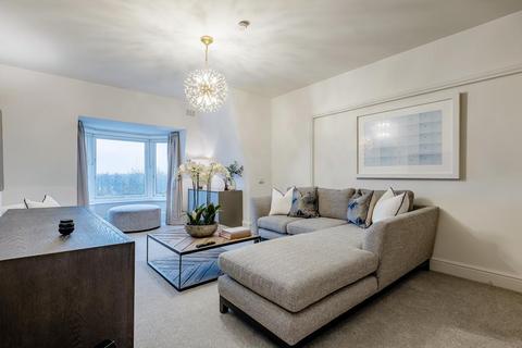 4 bedroom penthouse to rent, Four Bedroom  Four Bathroom  Penthouse  Strathmore Court  St Johns Wood  NW8