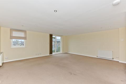 14/11 Bridge Street, Musselburgh, EH21 6AG
