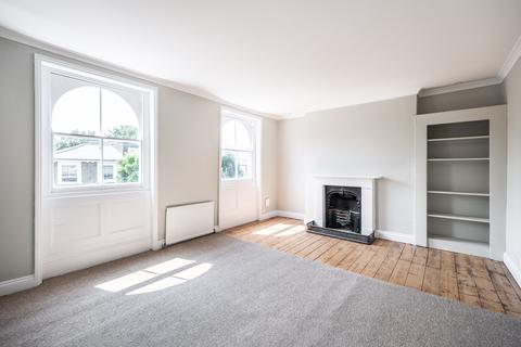 4 bedroom maisonette for sale, Richmond Avenue, Barnsbury, Islington, London