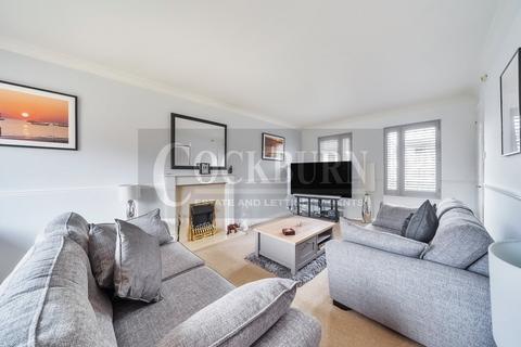 1 Bowmead, London, SE9 3NL