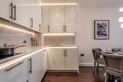 3 bedroom apartment to rent, THREE BEDROOM APARTMENT  TO LET  CHARLES CLOWES WALK  NINE ELMS  SW11