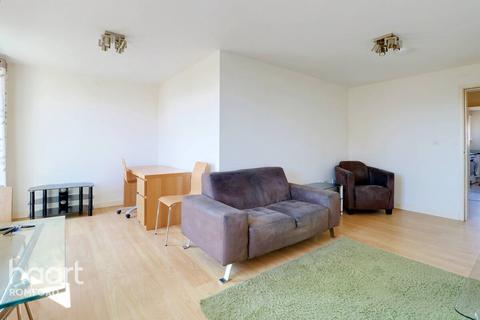 2 bedroom apartment for sale, Market Place, Romford