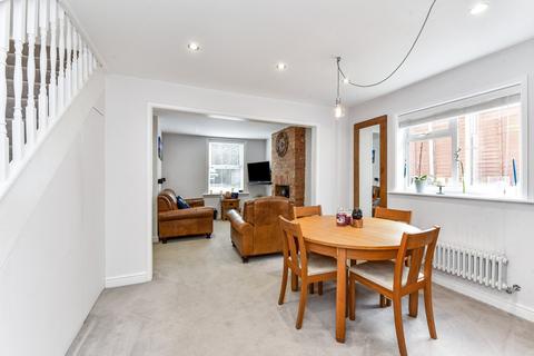 2 bedroom end of terrace house for sale, Bow Street, Alton, Hampshire