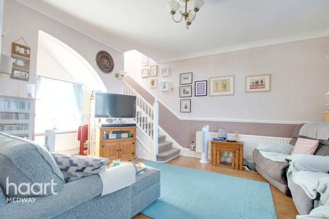 3 bedroom terraced house for sale, Sir Evelyn Road, Rochester