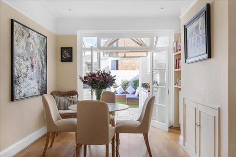 6 Rannoch Road, London, W6 9SR