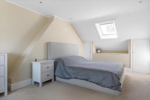 6 Rannoch Road, London, W6 9SR