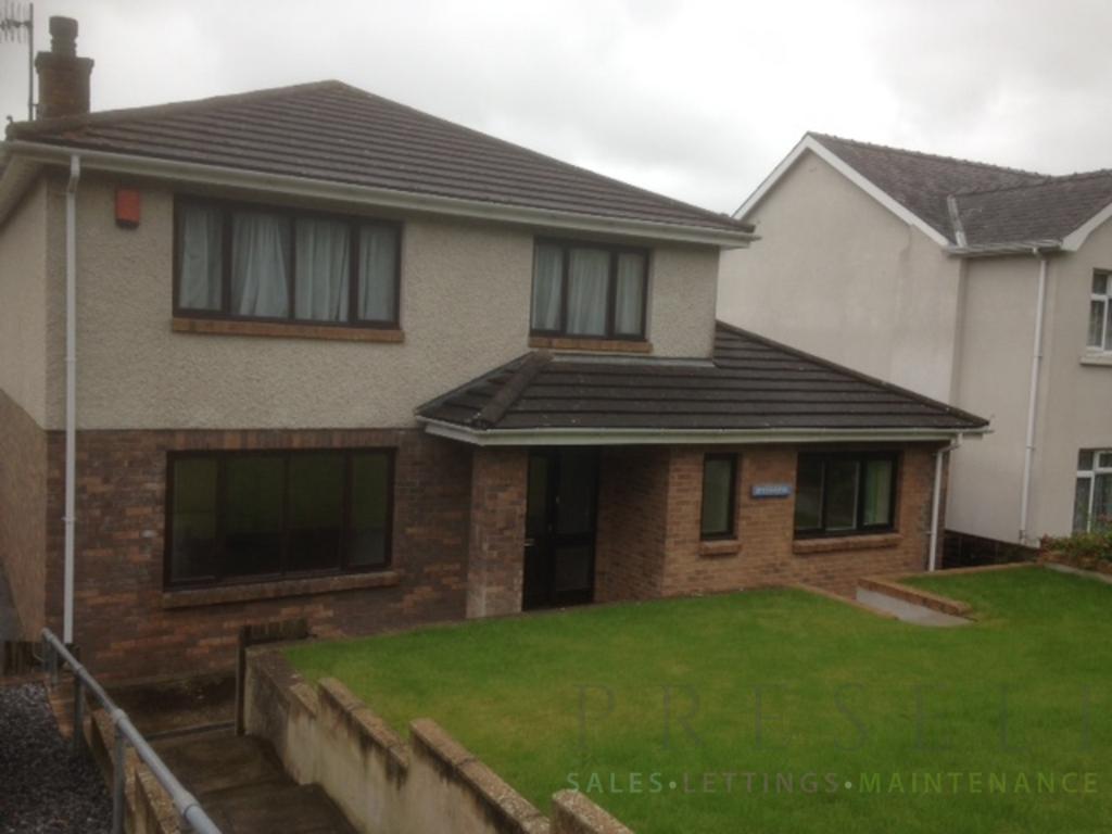 Lampeter Road, Aberaeron 5 bed detached house to rent £900 pcm (£208 pw)