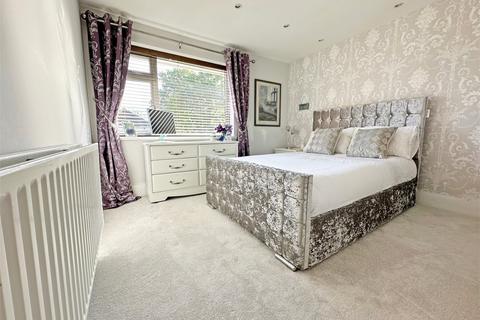 1 Green Close, Wythall, Birmingham, B47 6AD