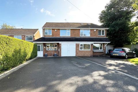 1 Green Close, Wythall, Birmingham, B47 6AD