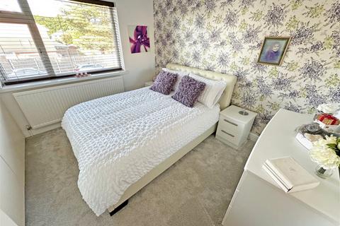 1 Green Close, Wythall, Birmingham, B47 6AD