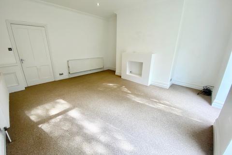 4 bedroom ground floor flat to rent, Wimborne Road, Bournemouth BH2