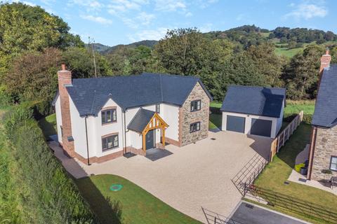 4 bedroom detached house for sale - Valley View, Old Station Yard, Pen-Y-Bont, Powys