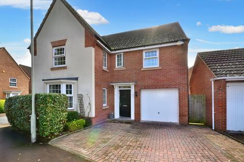 4 bedroom detached house for sale, Onslow Road, Newent