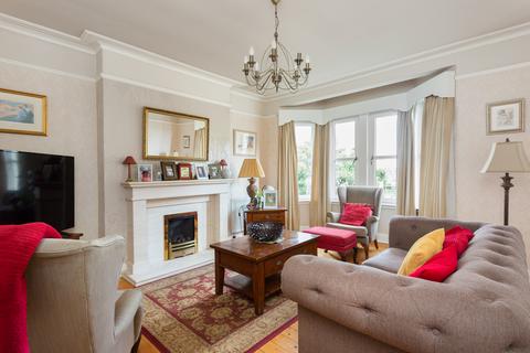 6 Coillesdene Drive, Edinburgh, EH15 2JD