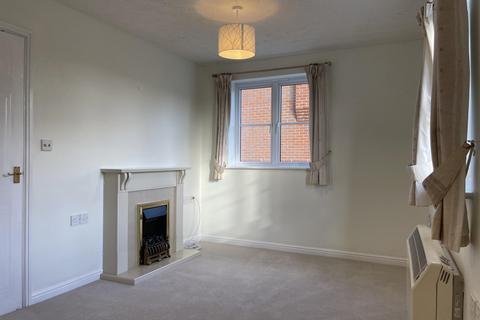 2 bedroom apartment to rent, Liphook