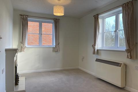 2 bedroom apartment to rent, Liphook