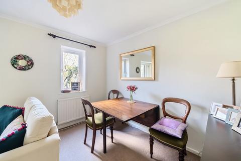2 Ash Close, Faringdon, SN7 8EJ
