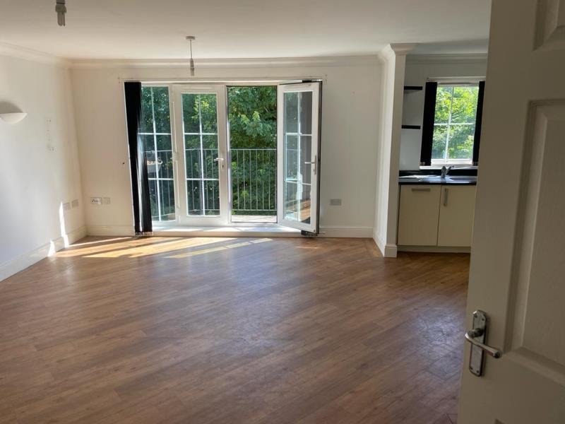 St Davids Lodge, The Ridge 2 bed apartment to rent £1,250 pcm (£288 pw)