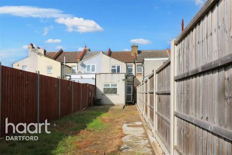 3 bedroom terraced house to rent, Wellington Road, DA1