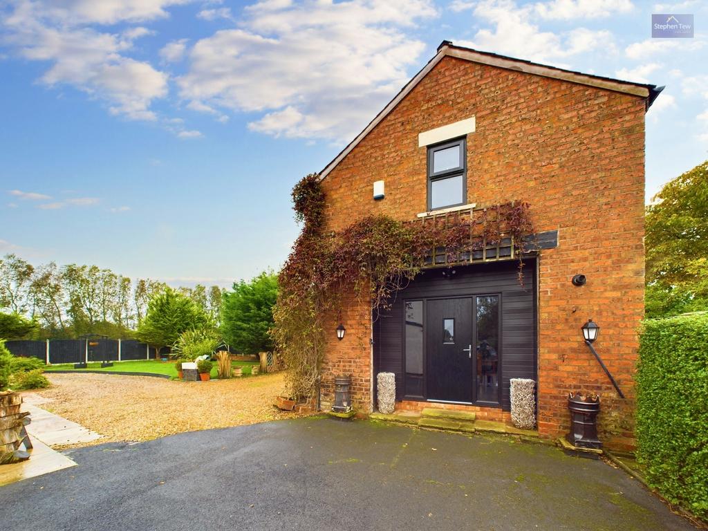 Coach House
