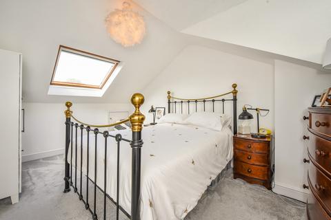 28 Goring Field, Winchester, SO22 5NH