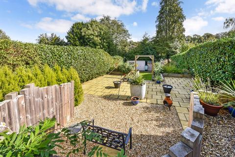 28 Goring Field, Winchester, SO22 5NH