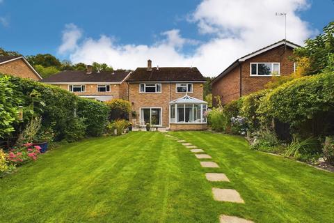 4 bedroom detached house for sale, Warren Wood Drive, High Wycombe, Buckinghamshire