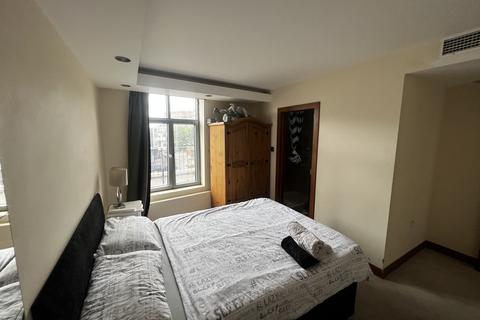 2 bedroom penthouse for sale, Station Road, Harrow HA1