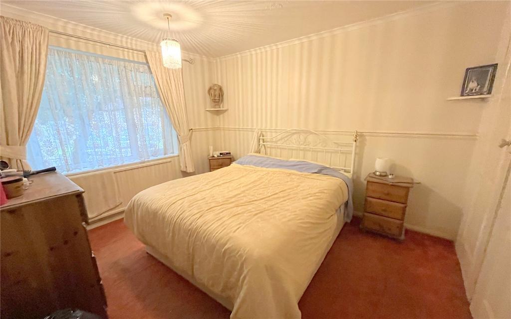 Plantation Drive, Walkford, Christchurch, Dorset, BH23 3 bed terraced